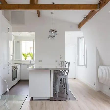Loft Refait A Neuf En Dernier Etage 2 * Paris