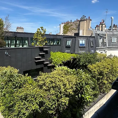 Loft Au Calme En Dernier étage Avec Ascenseur 2 70 M Apartamento París