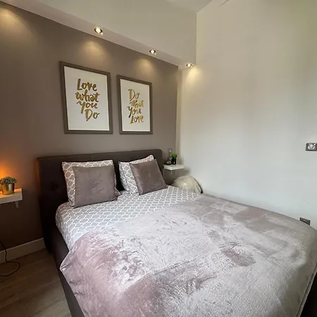 Apartamento Loft Au Calme En Dernier étage Avec Ascenseur 2 70 M